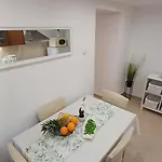 דירה Casa Simeti Charming Mediterranean Near With Private Garden & Free Parking *