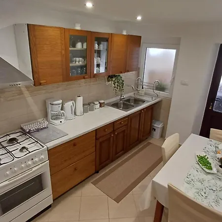 Casa Simeti Charming Mediterranean Near With Private Garden & Free Parking *