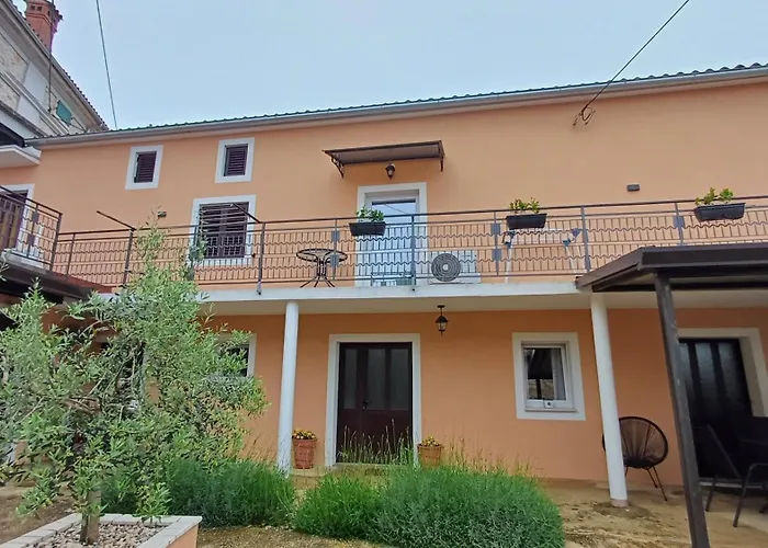 Casa Simeti Charming Mediterranean Near With Private Garden & Free Parking *