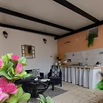 Casa Simeti Charming Mediterranean Near With Private Garden & Free Parking דירה *