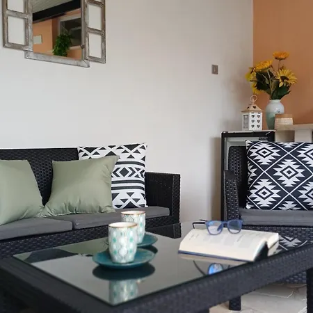 Casa Simeti Charming Mediterranean Near With Private Garden & Free Parking