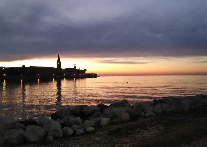 Casa Simeti Charming Mediterranean Near With Private Garden & Free Parking Poreč