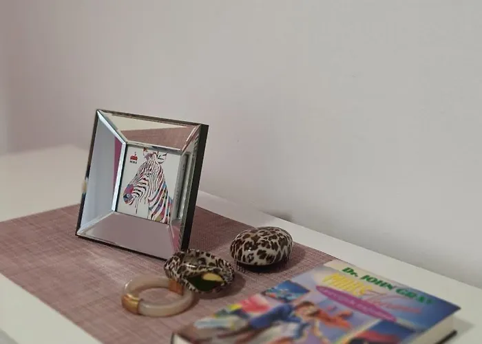 Casa Simeti Charming Mediterranean Near With Private Garden & Free Parking Lejlighed