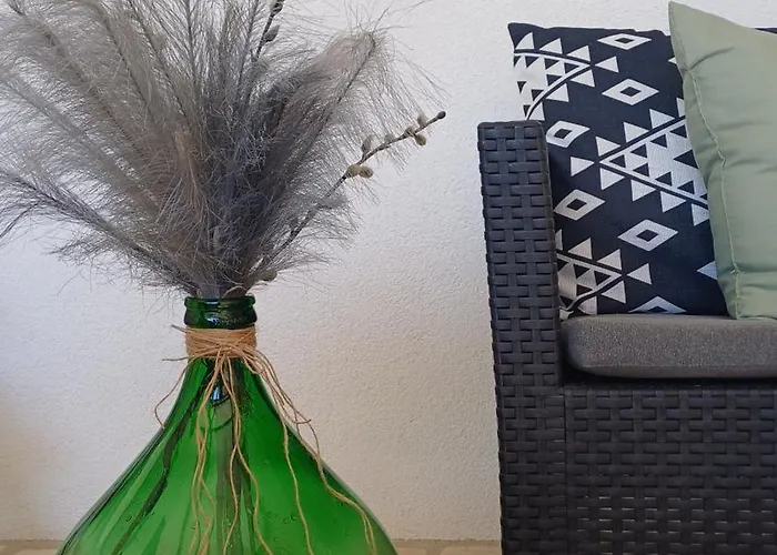 Casa Simeti Charming Mediterranean Near With Private Garden & Free Parking *