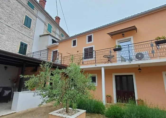 Casa Simeti Charming Mediterranean Near With Private Garden & Free Parking بوريتش